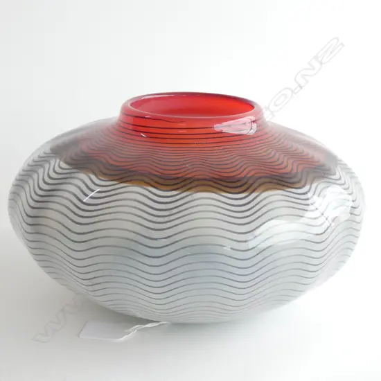 An early Ann Robinson 'trail' vase,